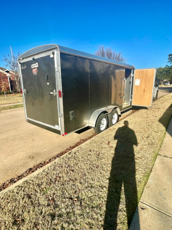 Enclosed Trailer 2021-silver - Image 9