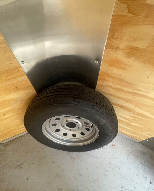 Enclosed Trailer white-2022 - Image 11