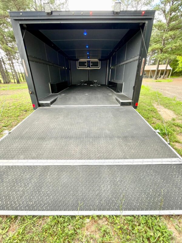 Toy Hauler 2019-black - Image 10