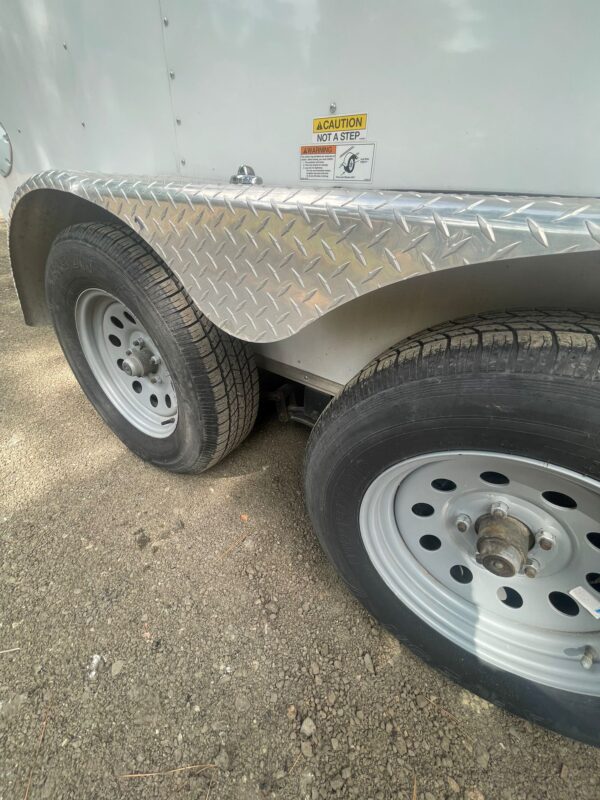 Enclosed Trailer white-2022 - Image 6