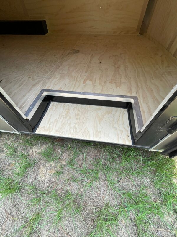2024 Enclosed Trailer 8.5x16 - Image 15