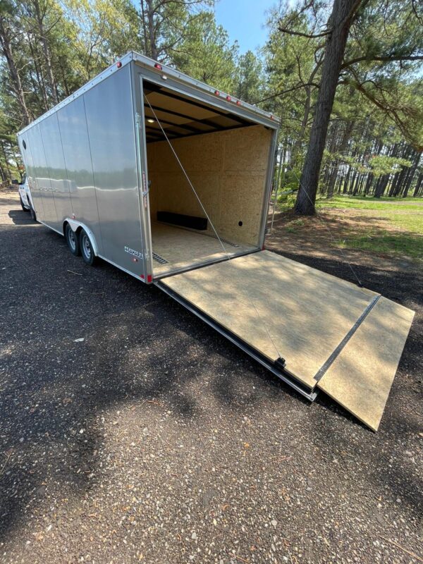 Enclosed Trailer 2021-silver 8.5x20 - Image 5